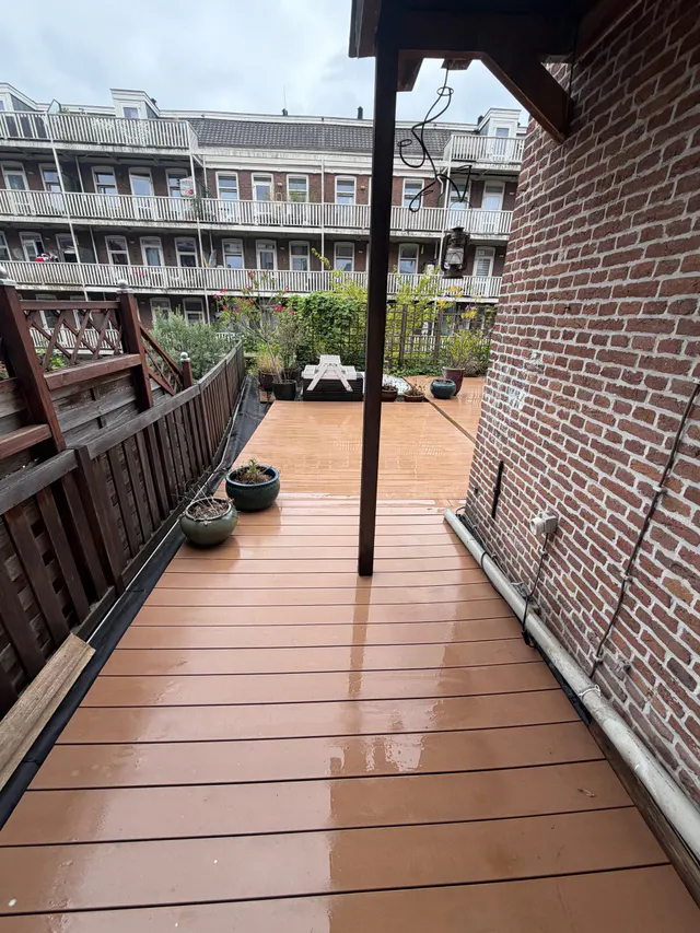 pressure cleaning — na — Schoonmaak